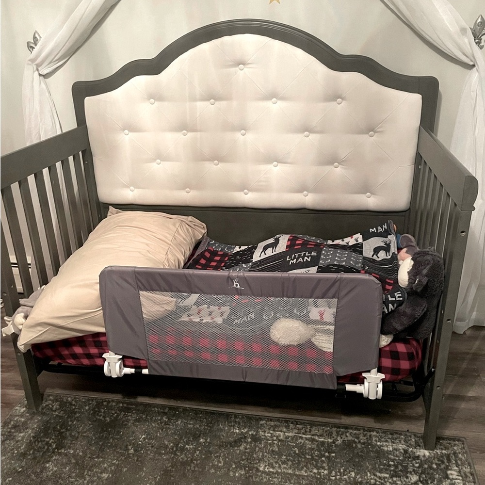 3 way Convertible Crib to toddler bed